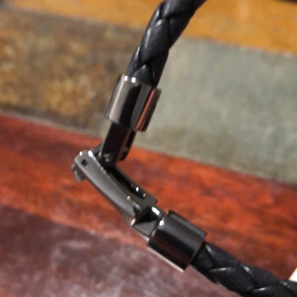 Men’s Leather Bracelet - Picture 2 of 3